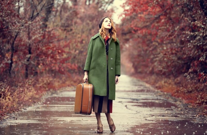 Woman with Suitcase — Green, Melancholic