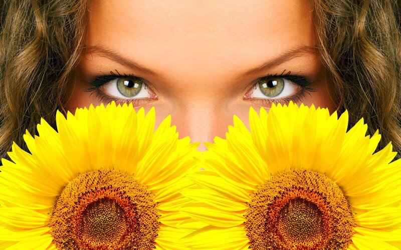 woman with sunflowers