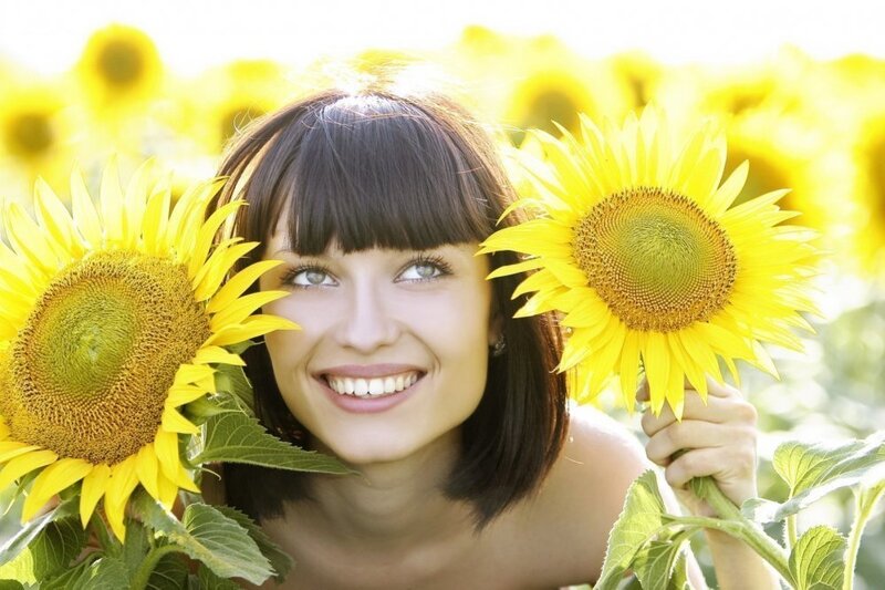 Woman with Sunflowers — Yellow, Bright