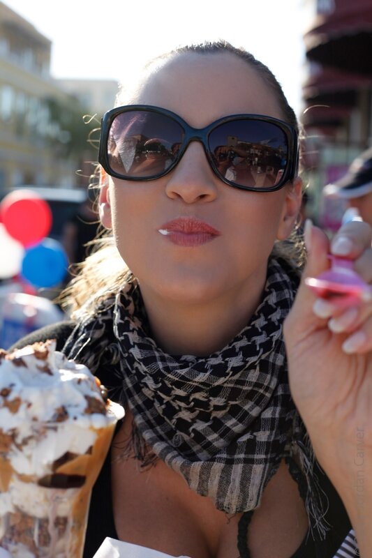 woman with sunglasses and ice cream