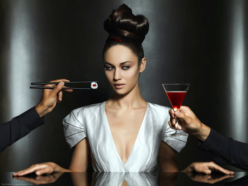 woman with sushi and cocktail