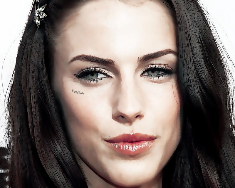 woman with tattoo near eye