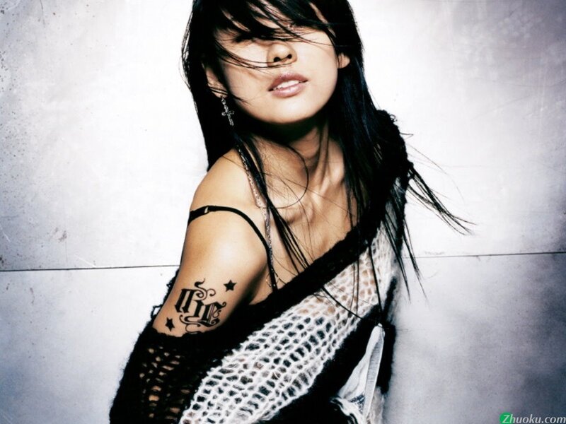 woman with tattoo on arm