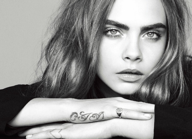 Woman with Tattooed Hand — Black