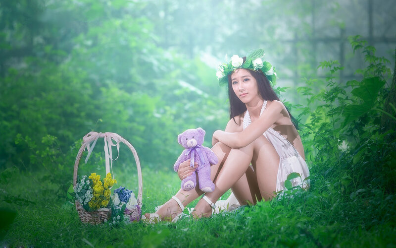 Woman with Teddy Bear — Green, Serene
