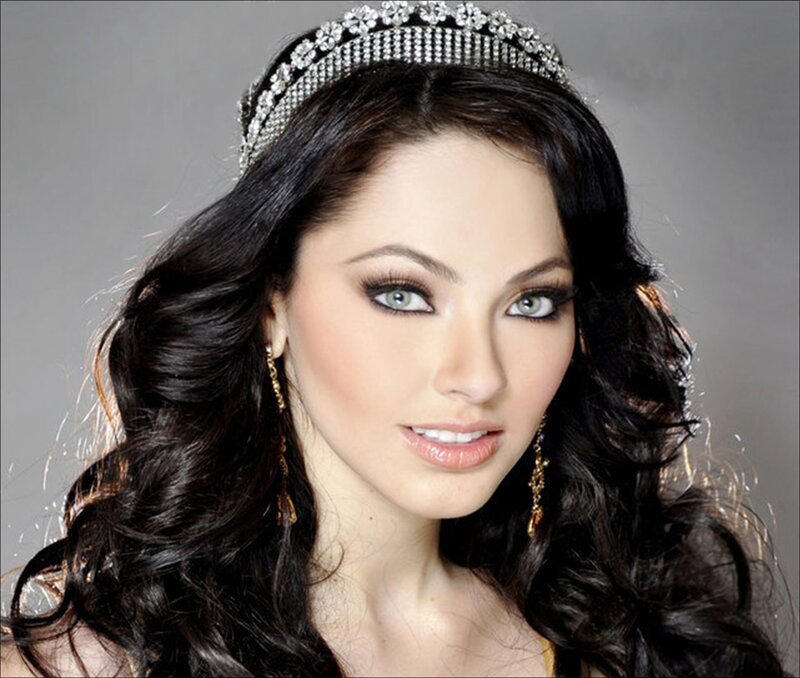 Woman with Tiara and Makeup — Black