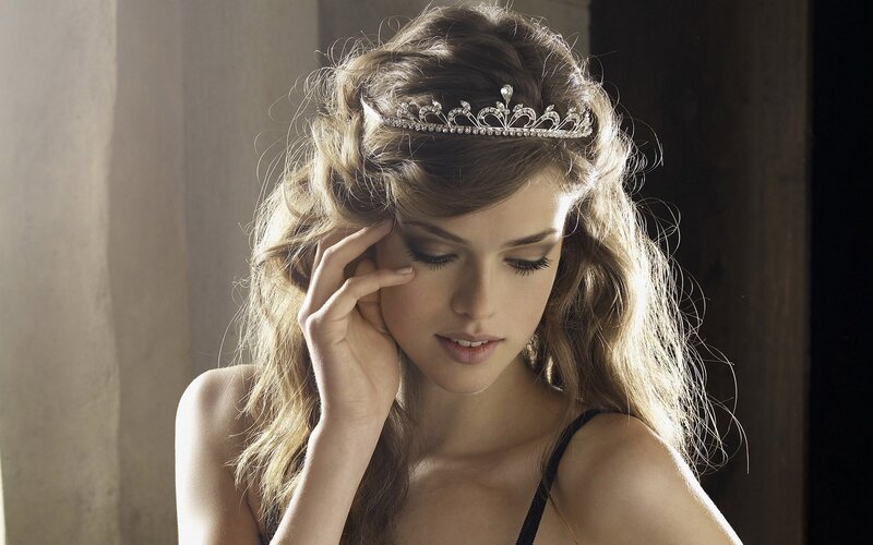 Woman with Tiara — Brown, Dramatic