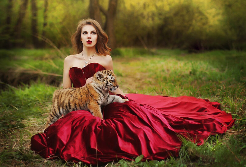 Woman with Tiger Cub — Red