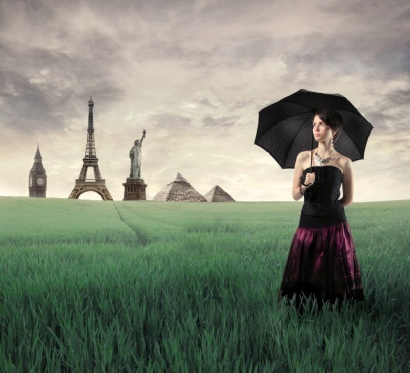 Woman with Umbrella — Green, Dreamy