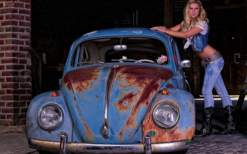 Woman with Vintage Car — Blue, Dramatic