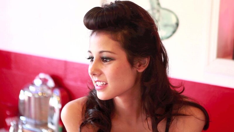 Woman with Vintage Hairstyle — Red