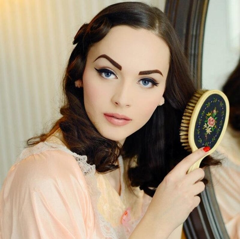 Woman with Vintage Makeup — Pink