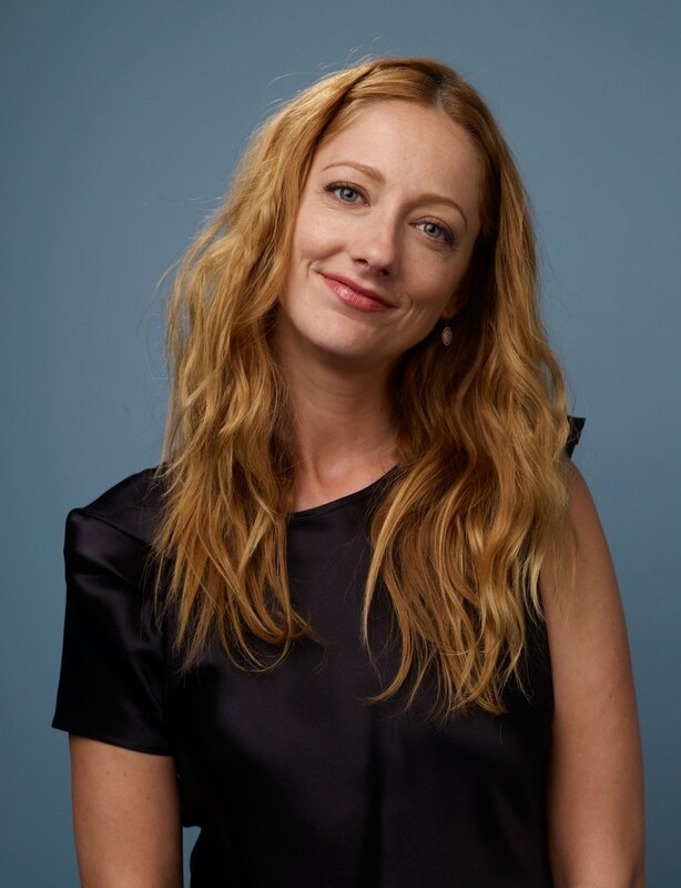 woman with wavy blonde hair