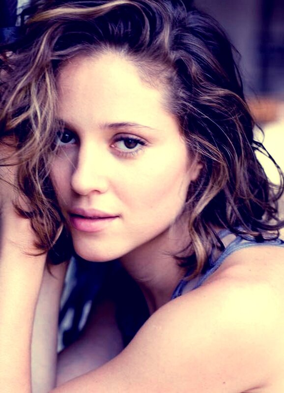 woman with wavy hair