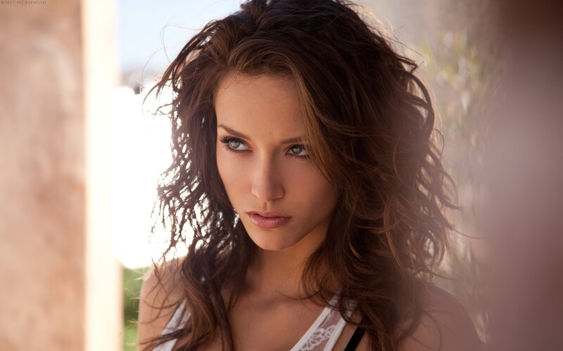 woman with wavy hair