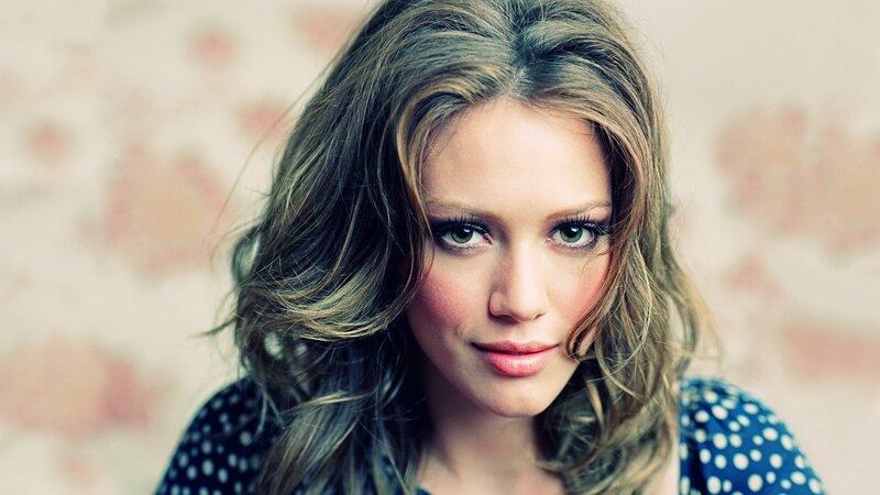 woman with wavy hair