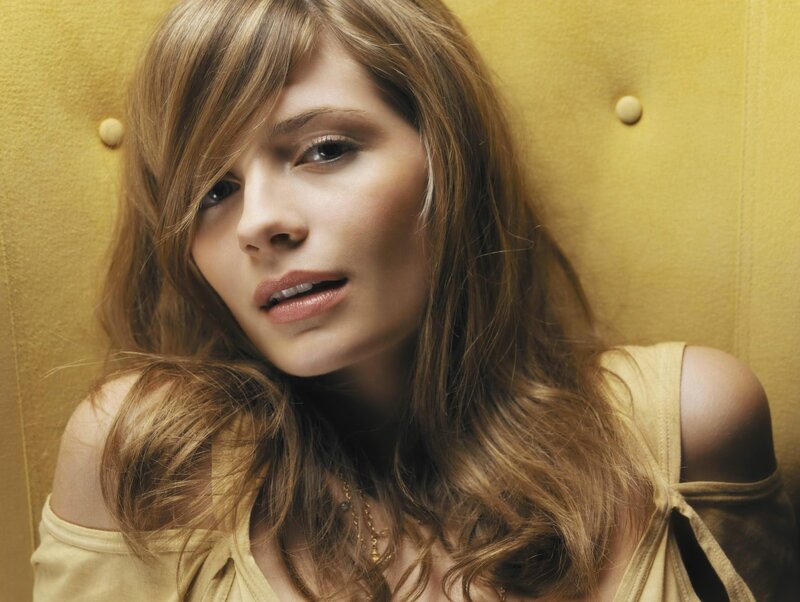 woman with wavy hair