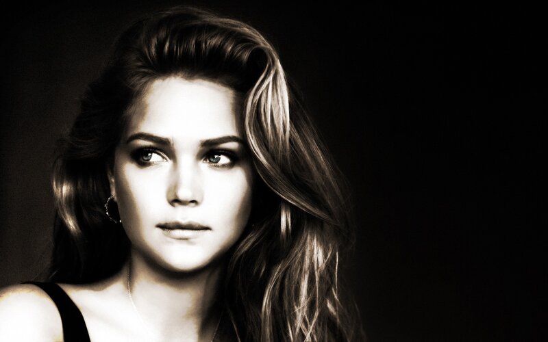woman with wavy hair