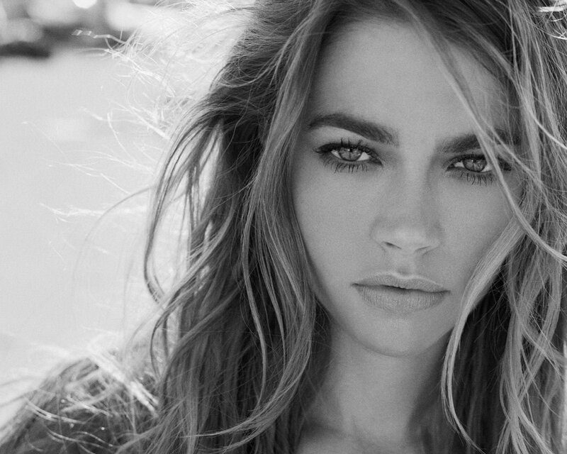 woman with wavy hair