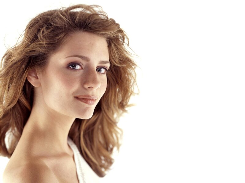 woman with wavy hair