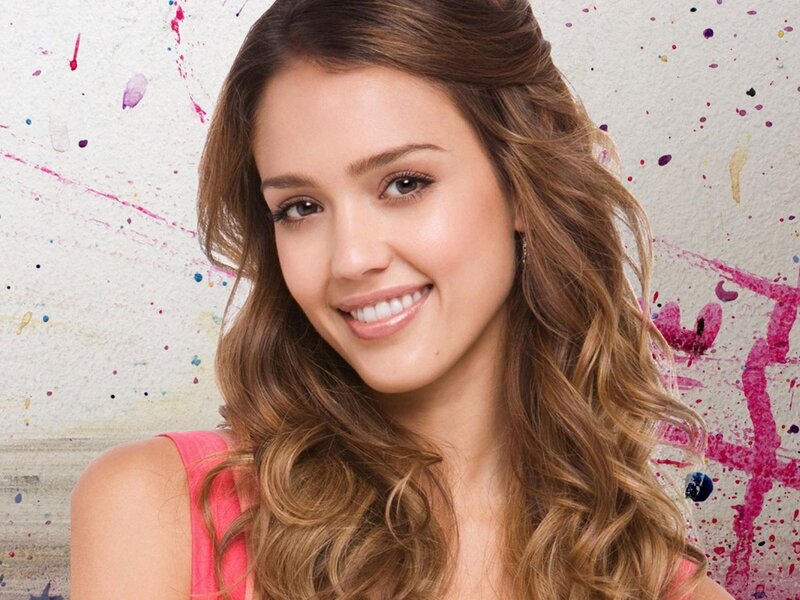 Woman with Wavy Hair — Brown, Friendly