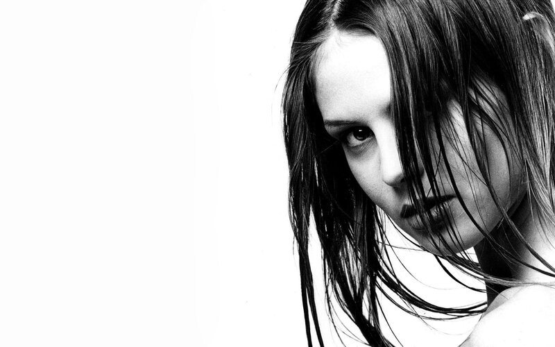 Woman with Wet Hair — Face