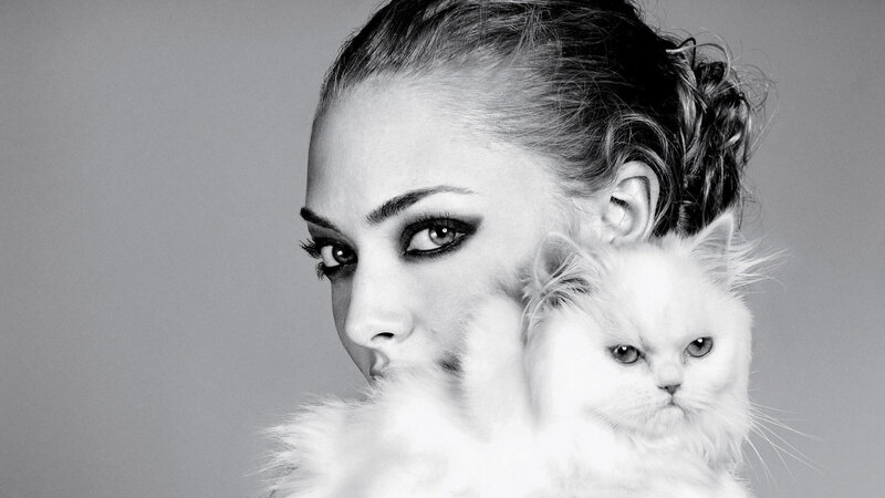 Woman with White Cat — Black
