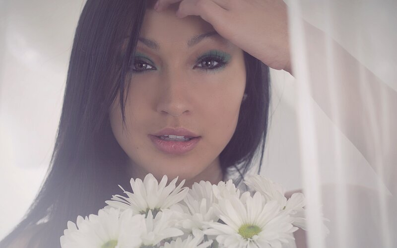 woman with white flowers
