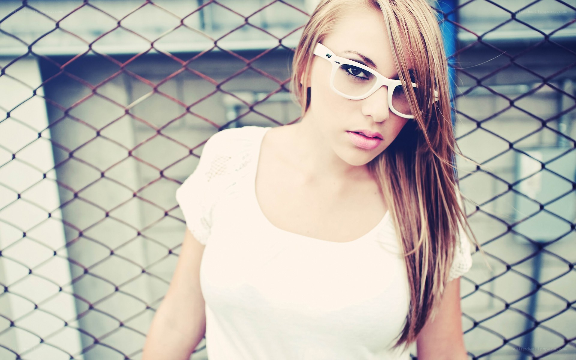 woman with white glasses
