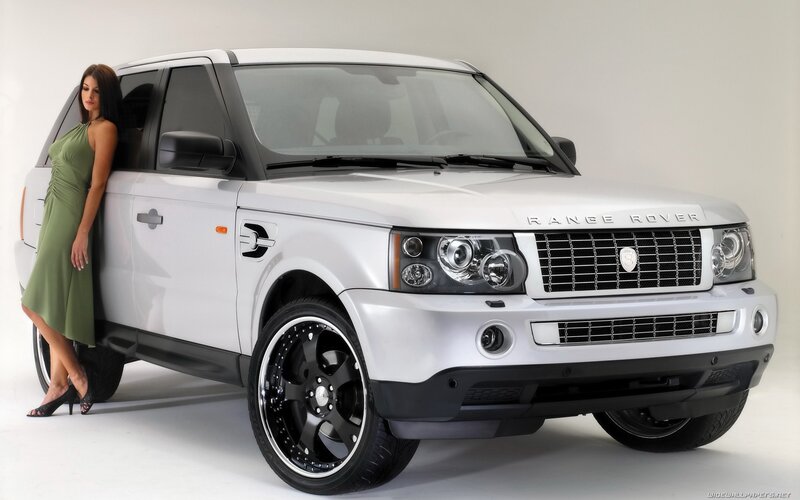 Woman with white Range Rover