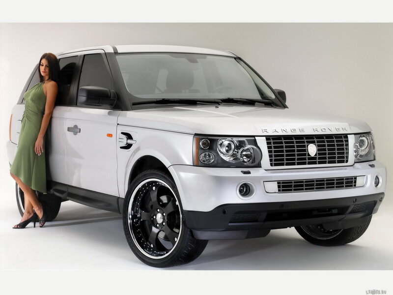 Woman with white Range Rover