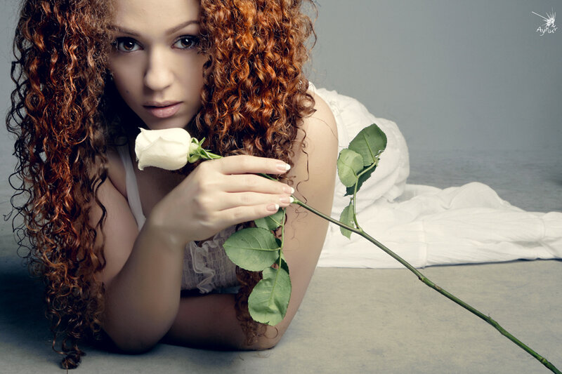 woman with white rose