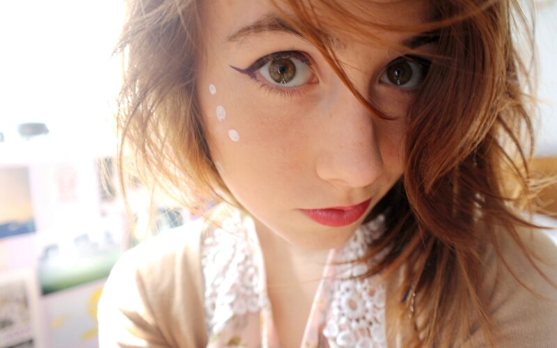 woman with winged eyeliner