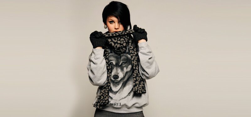 Woman with Wolf Scarf — Gray, Neutral