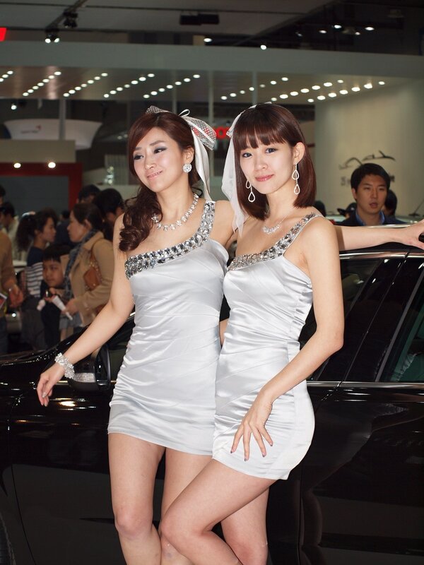 Women at a car show
