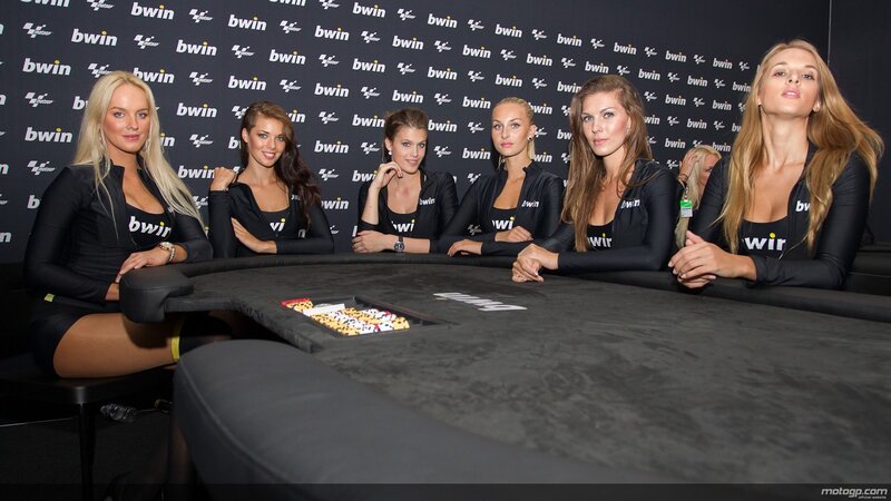 Women at a poker table