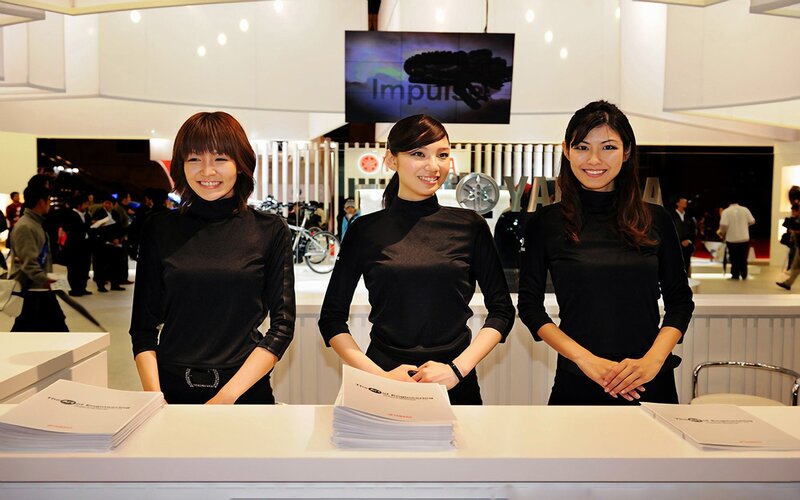 Women at a Yamaha booth