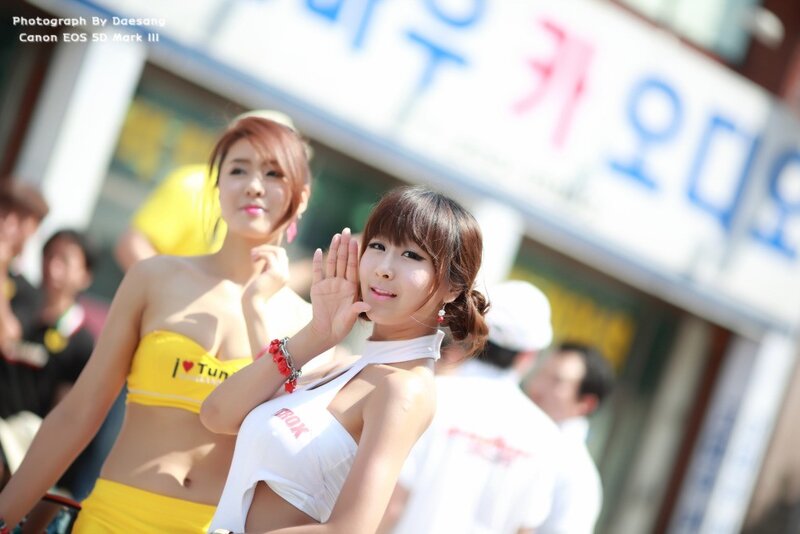 Women at outdoor event