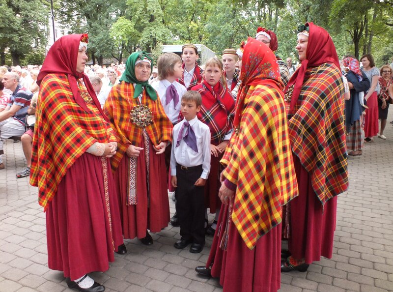 Women in Traditional Clothing — Red