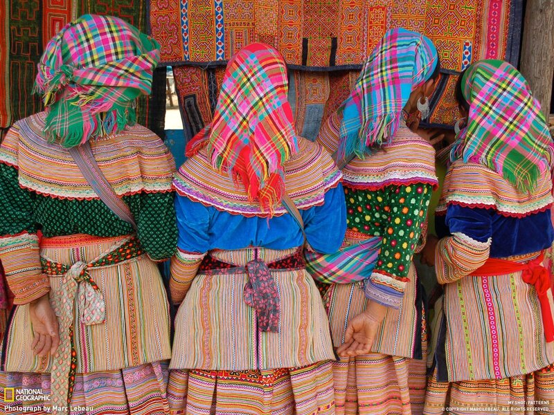 Women in traditional clothing