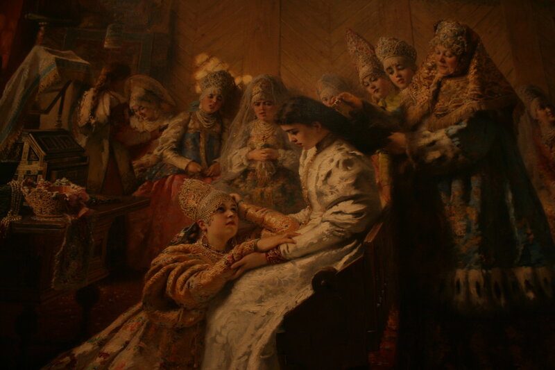 Women in traditional Russian attire