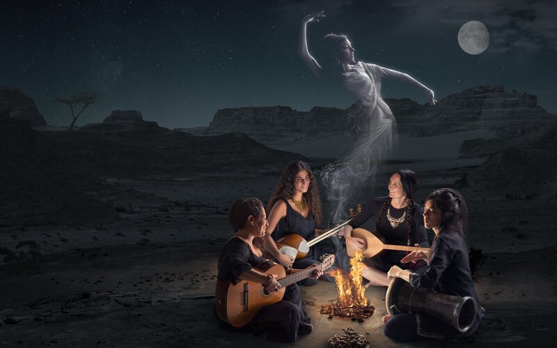 Women Musicians in Desert