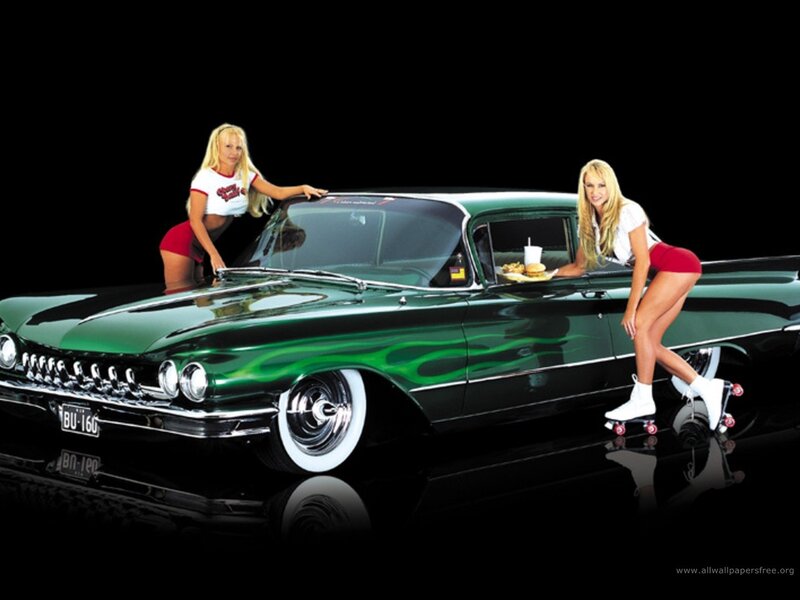 Women with Classic Car — Green, Dramatic