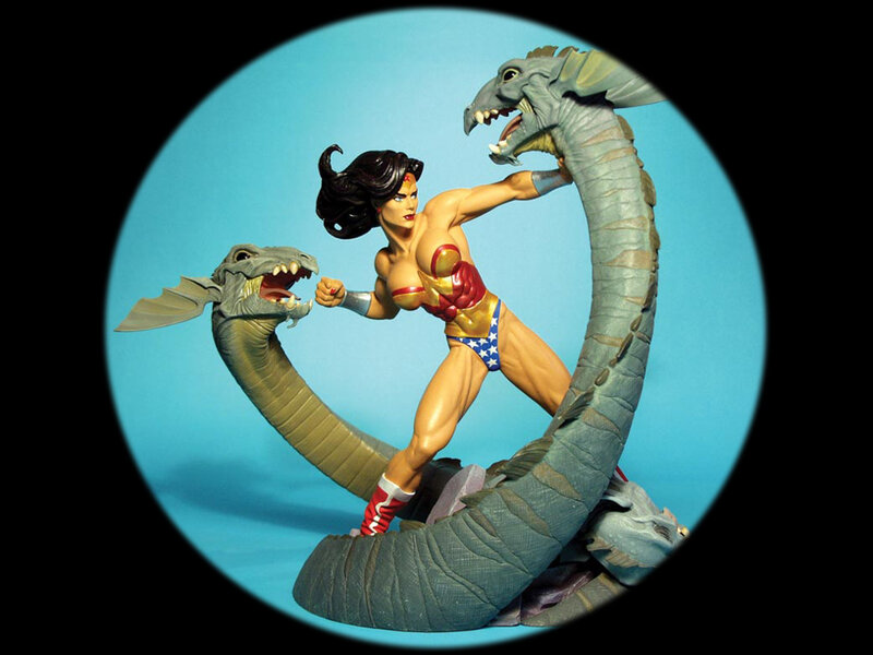 Wonder Woman Fighting Serpent