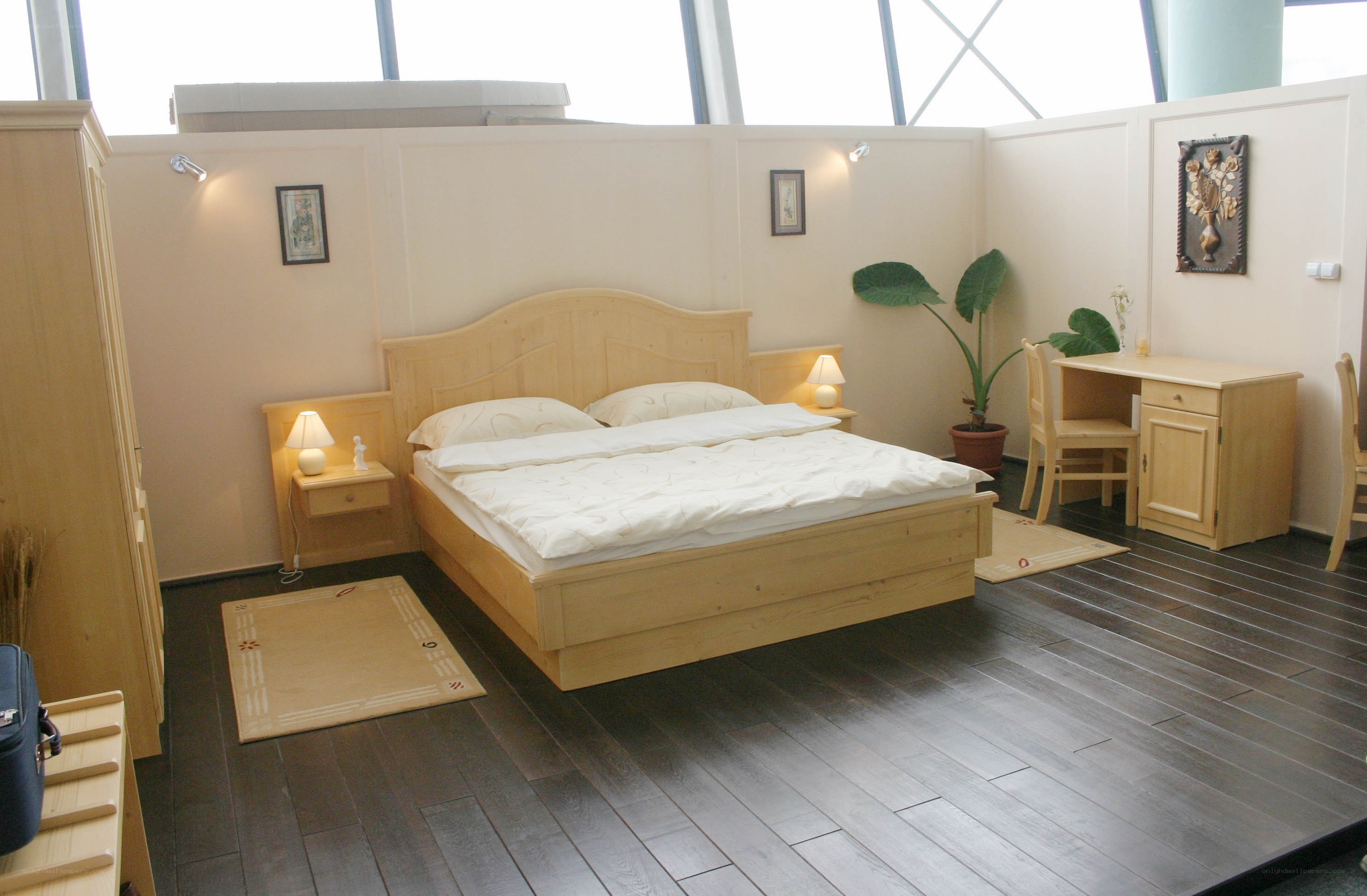 Wooden bedroom furniture set