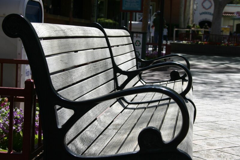 Wooden Bench in Park — Gray, Serene