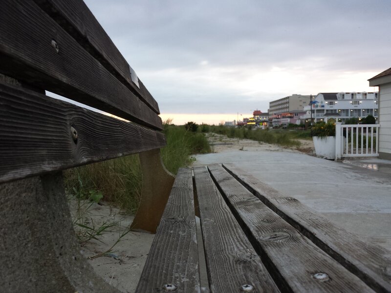 Wooden Bench on Beach — Gray, Calm
