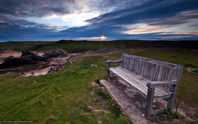 Wooden Bench on Cliff — Green, Dramatic