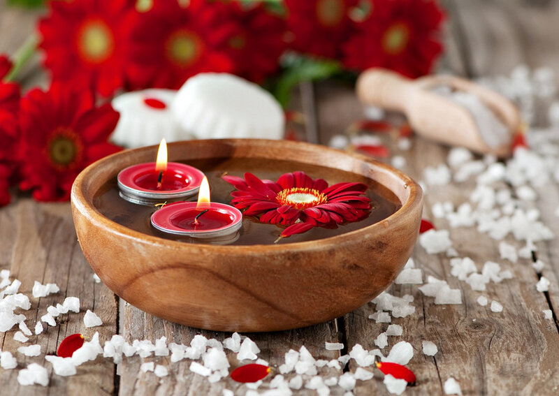 Wooden Bowl with Candles