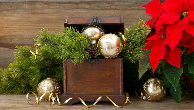 Wooden Box with Ornaments — Brown